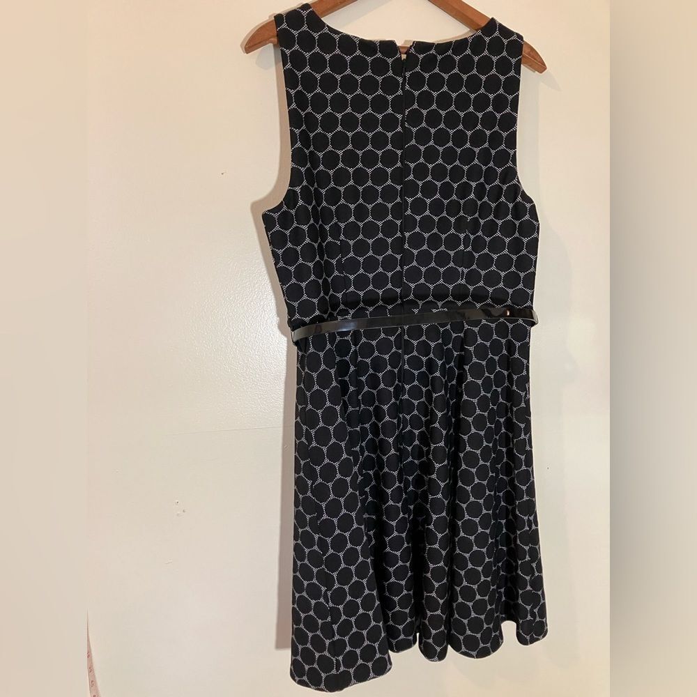 NWT, Elle sleeveless mini dress with belt detail, size 12 - Picture 4 of 5